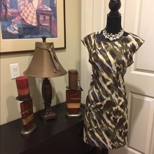 Paintbrush Slashes Design